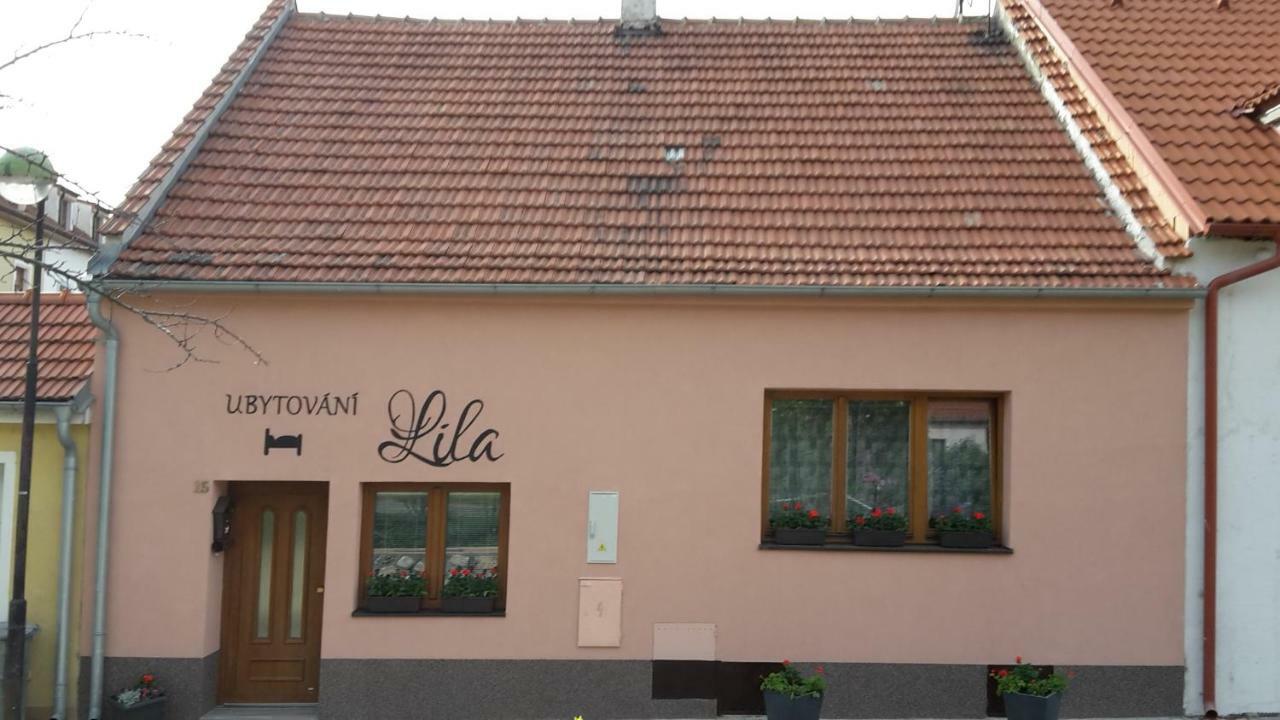 Ubytovani Lila Mikulov Eksteriør billede