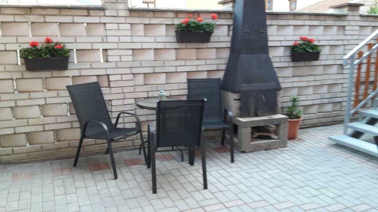 Ubytovani Lila Mikulov Eksteriør billede